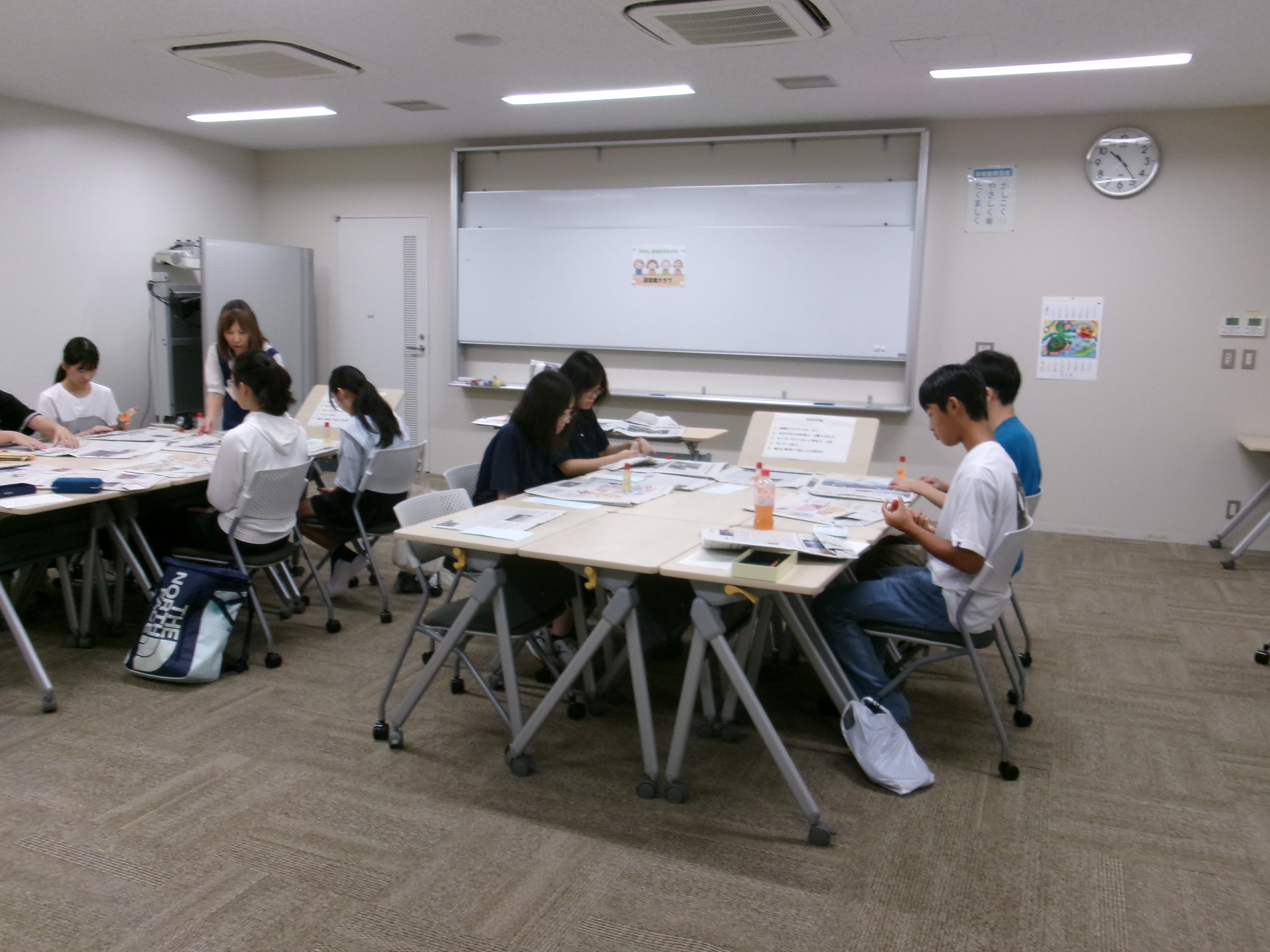  8月30日（土）【分館】図書館クラブ「お楽しみ読書バッグづくり」を開催しましたの画像