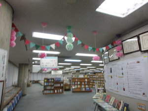 図書館入口装飾