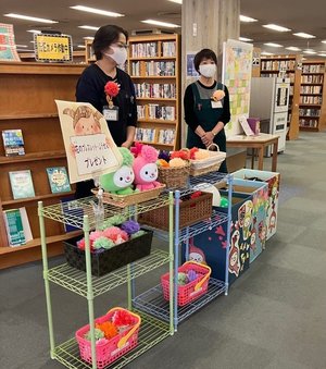 ぼんぼりブレスレット・ハロウィン風船配布