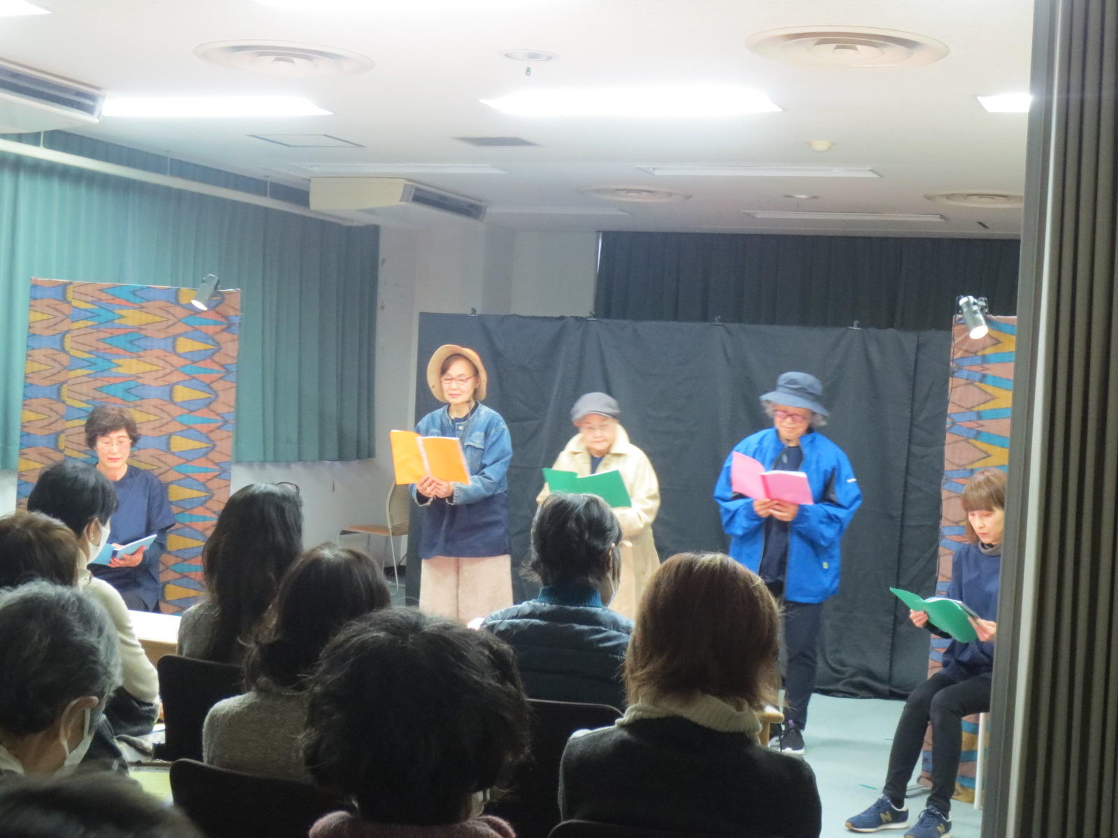 11月26日（日）【本館】「大人のための朗読劇場Part26『星新一　シュールな世界　第２弾』」を開催しました。の画像